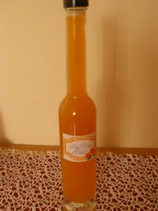 Marillenlikör