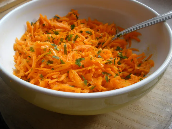 Süß - scharfer Möhrensalat