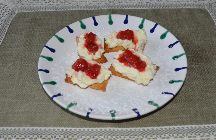 Schnelle Blätterteigschnitten