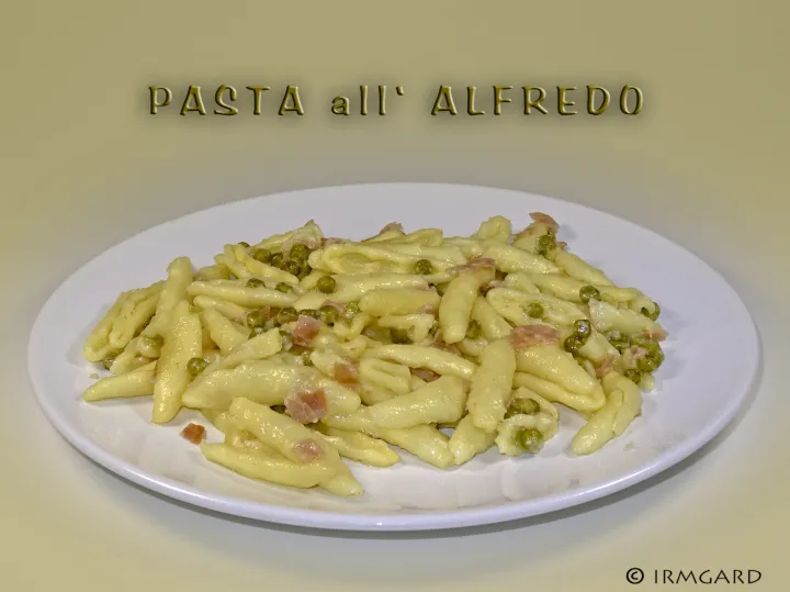 Pasta all' Alfredo