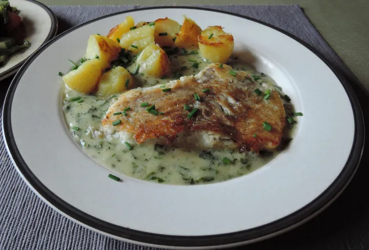 Fischfilet mit Kräutersauce