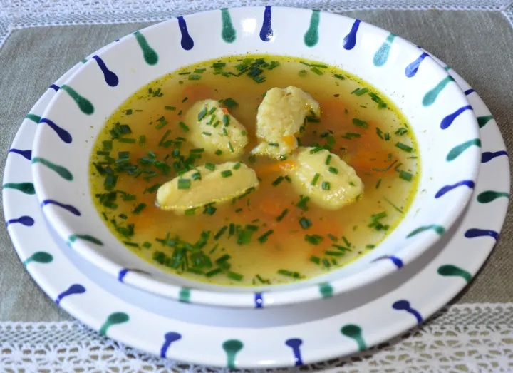 Butternockerl-Suppe