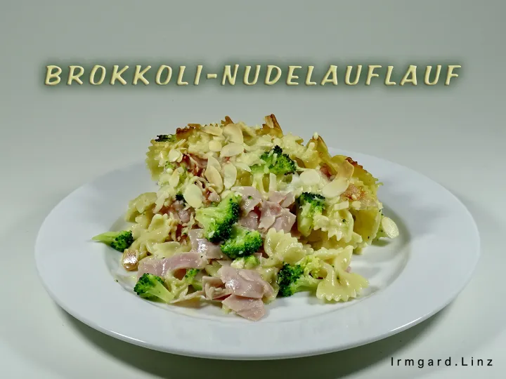 Brokkoli-Nudelauflauf