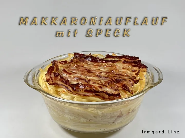 Makkaroniauflauf mit Speck