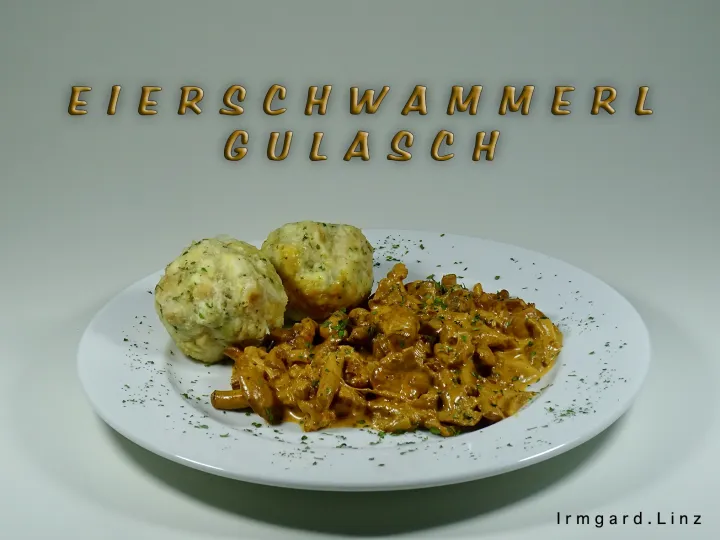Eierschwammerlgulasch