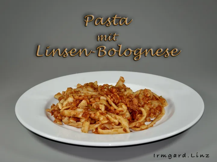 Pasta mit Linsen-Bolognese