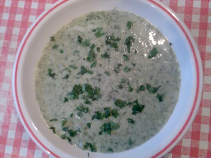 Radieschenblättersuppe