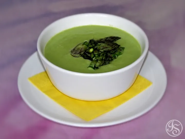 Grüne Spargelsuppe