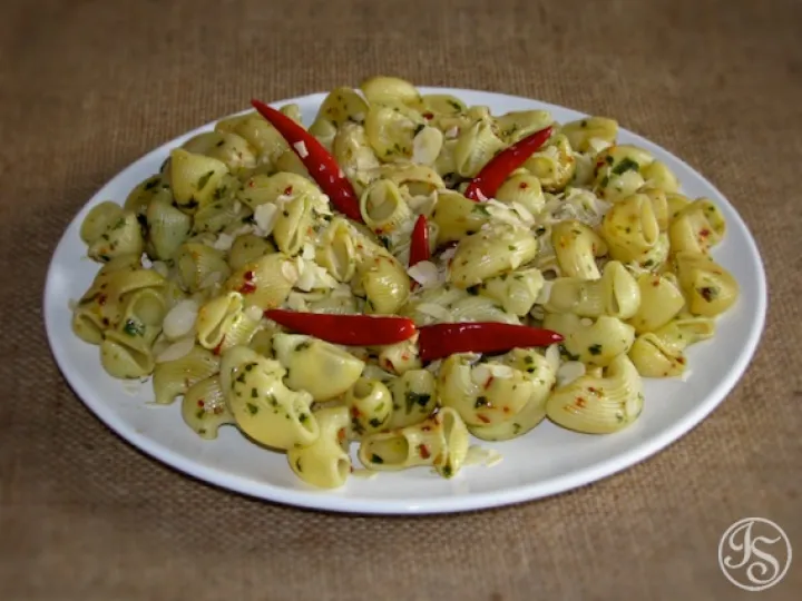 Pipe Rigate mit Ligurischem Pesto