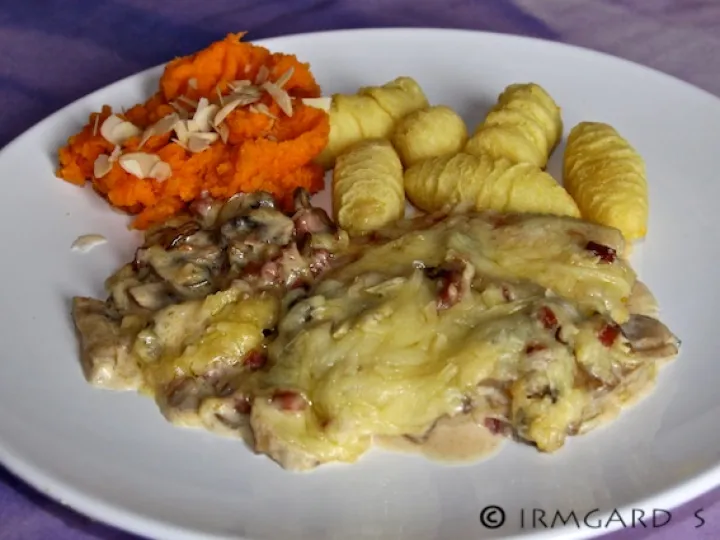 Überbackene Schweinskoteletts