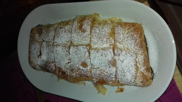 Apfelstrudel