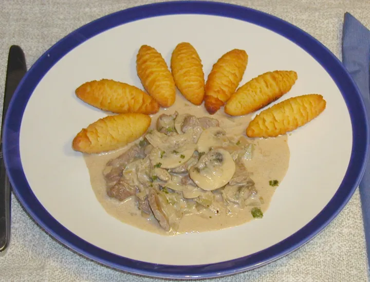 Boeuf Stroganoff