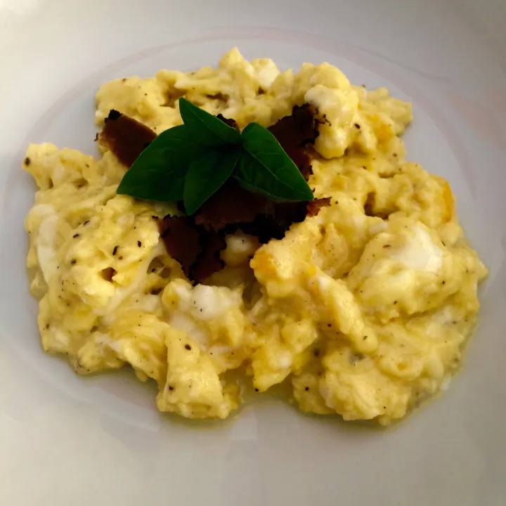 Getrüffeltes Rührei 