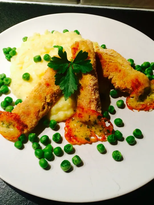 Gebackene Schinkenröllchen