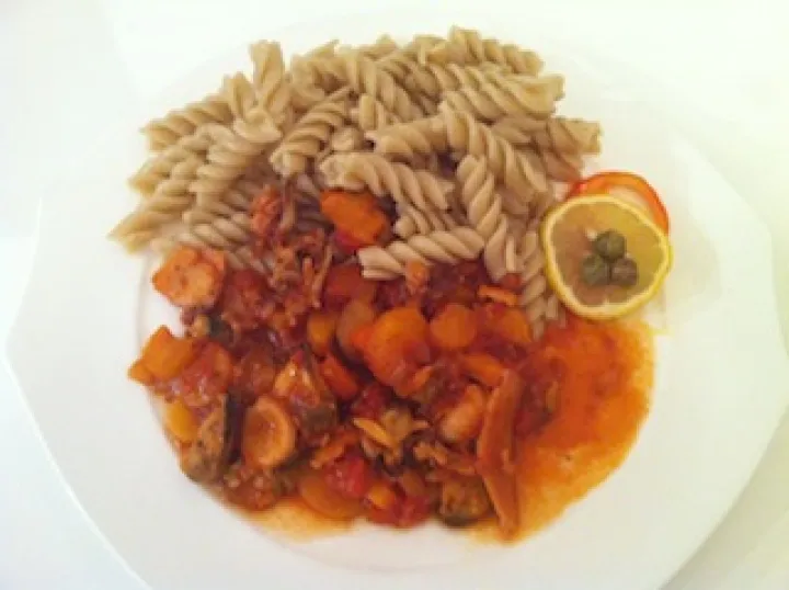 Meeresfrüchtesauce mit Vollkornnudeln