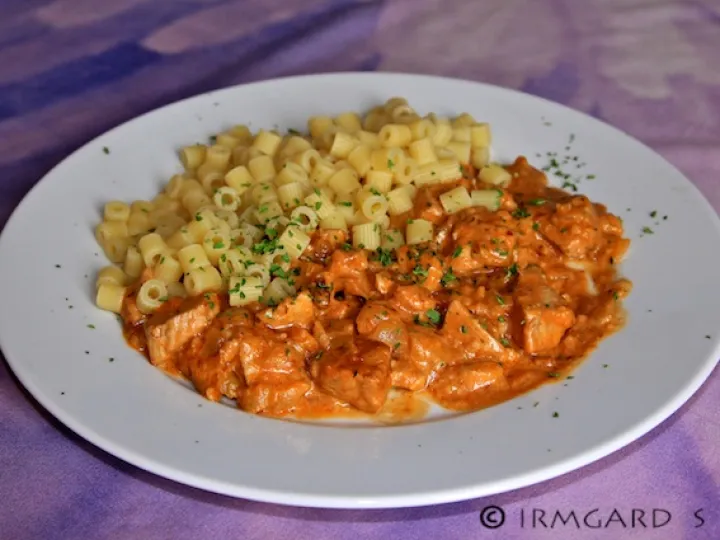 Grusinisches Hühnerragout