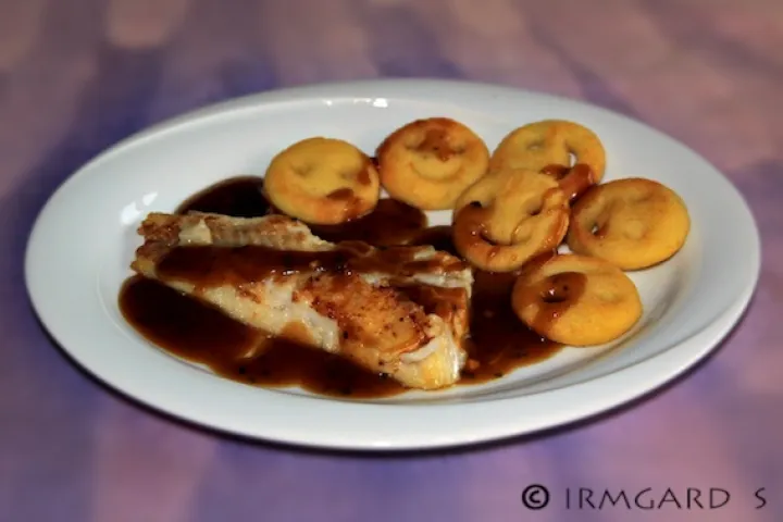 Kabeljaufilet in Orangensauce