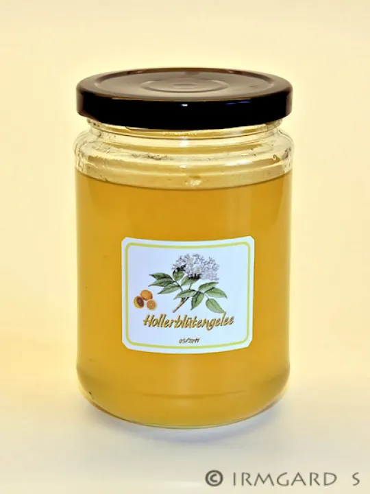 Hollerblütengelee mit Zitronen
