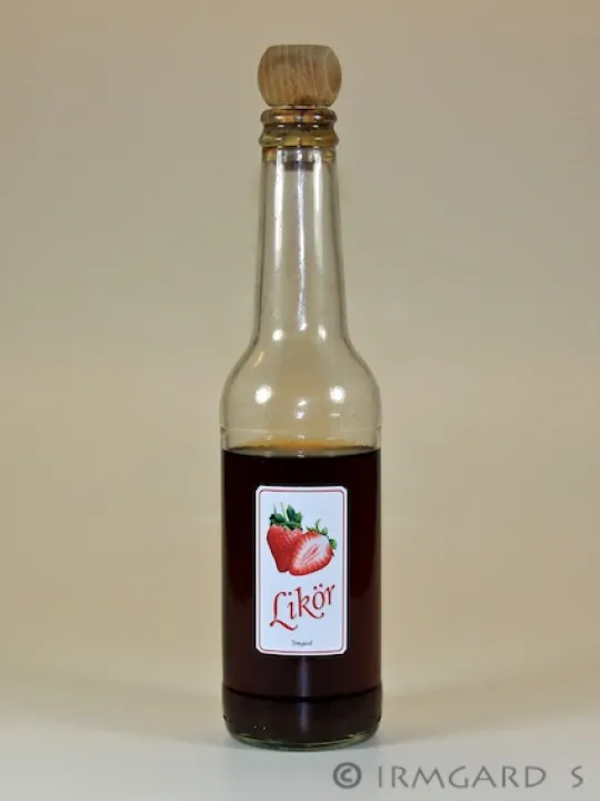 Erdbeerlikör