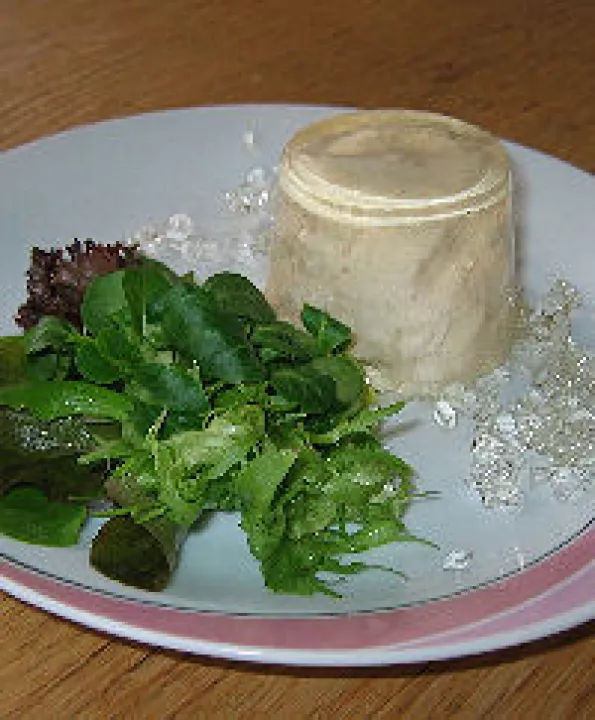 Mousseline von Räucherforellen