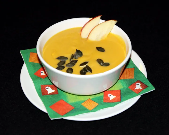 Kürbis-Apfel-Suppe