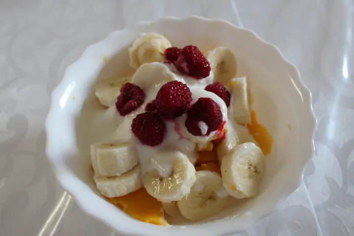 Mangosalat mit Banane