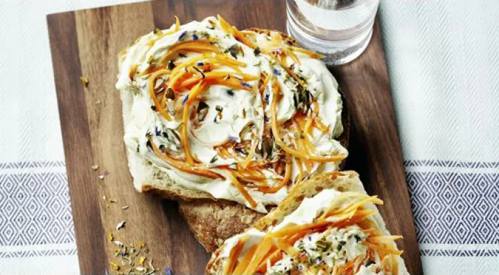 Kürbiskern Karotten Aufstrich