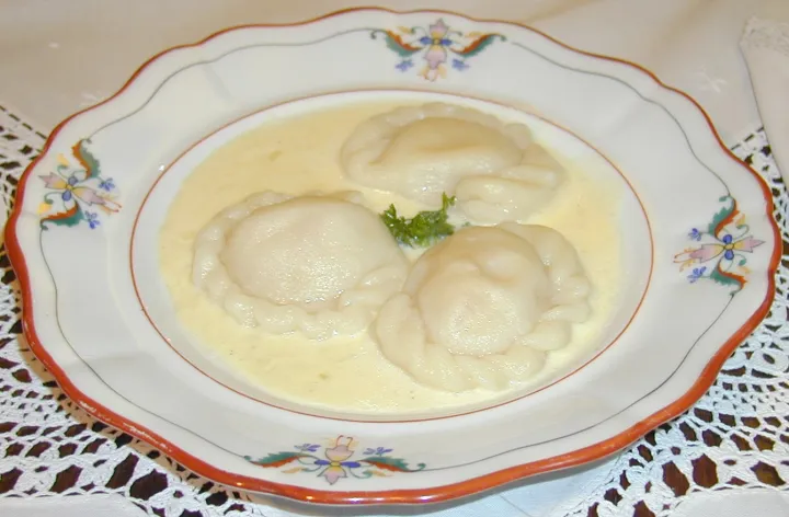 Shrimpravioli in Sahnesauce