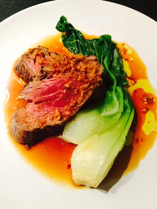 STEAK vom Rind mit Ingwer - Knoblauch Sauce