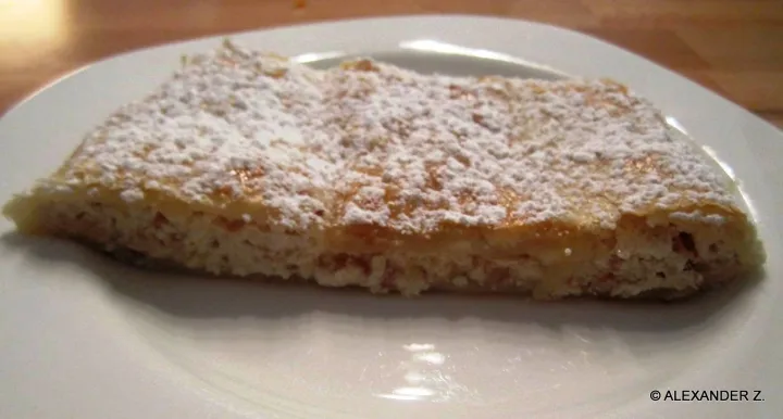 Topfenstrudel