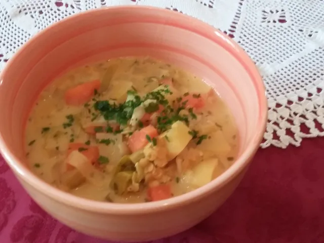 Asiatische Gemüsesuppe
