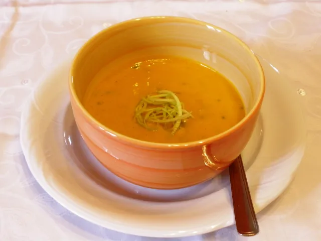 Kürbis - Apfel - Kren - Suppe