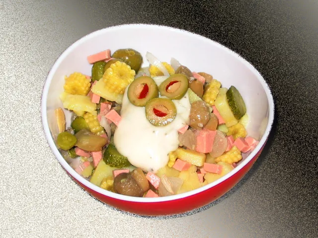 Leberkäse-Salat