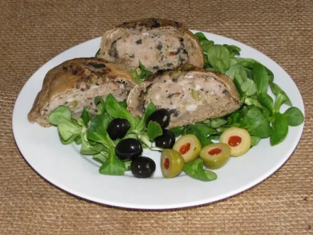 Hackfleisch – Biskuits mit Oliven