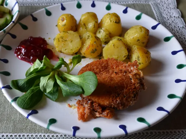 gebackener Camembert mit Petersilkartoffeln 