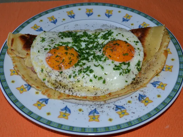 Gefülltes Dinkelcrepes