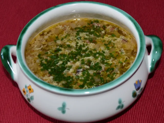 Selchsuppe mit Rollgerste