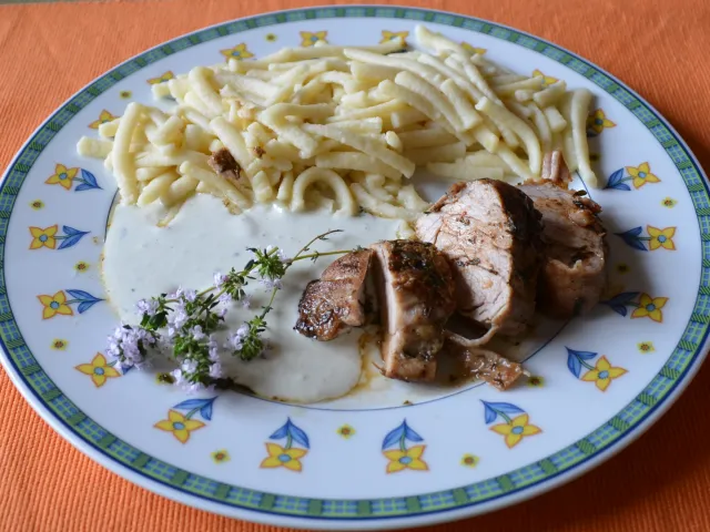 Schweinsfilet mit Käsesauce