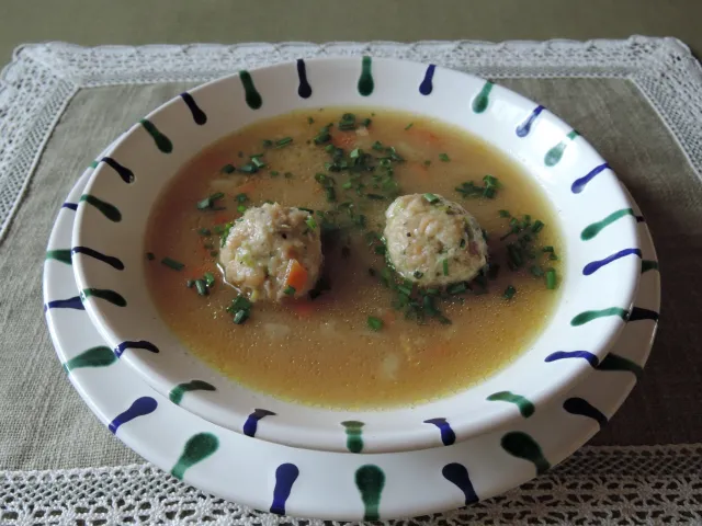 Knöderlsuppe