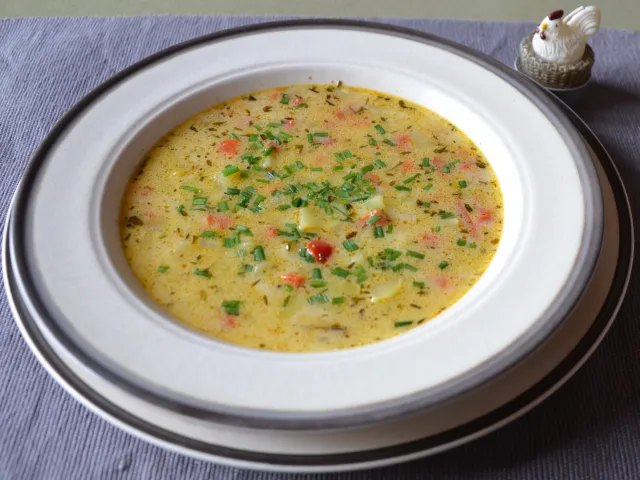 Kartoffelsuppe mit Paprika