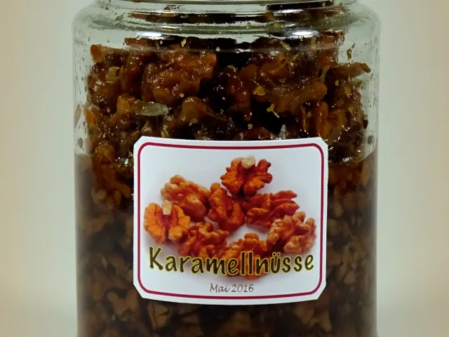Karamellnüsse