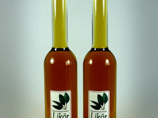 Rachenputzer (Salbeilikör)