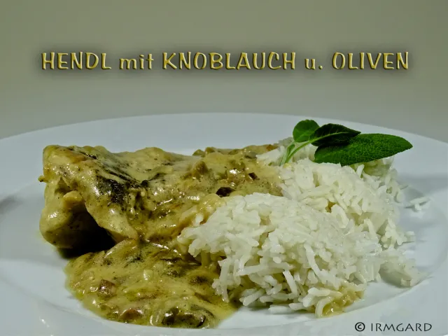 Hendl mit Knoblauch und Oliven