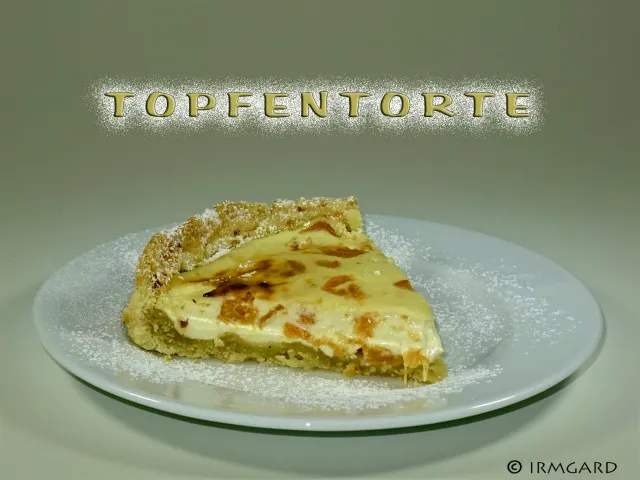 Gebackene Topfentorte
