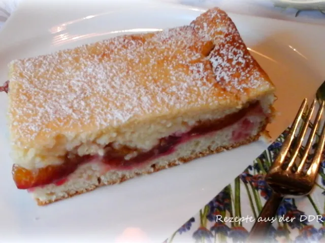 Zwetschgenkuchen mit Grießguss