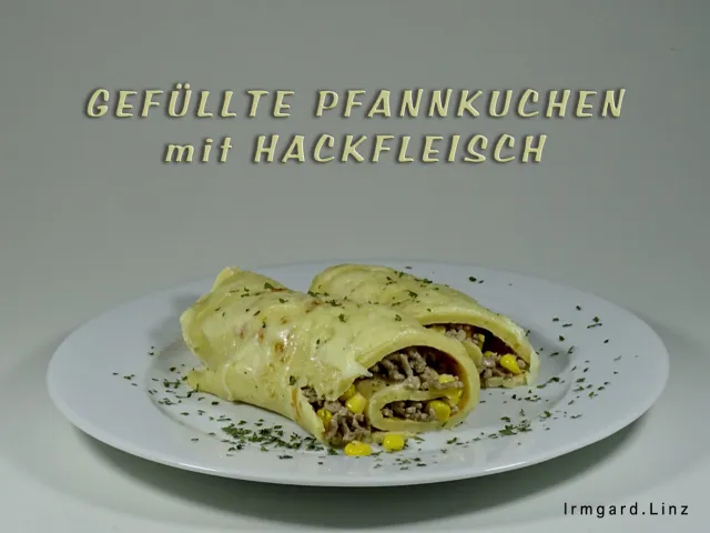 Gefüllte Pfannkuchen mit Hackfleisch