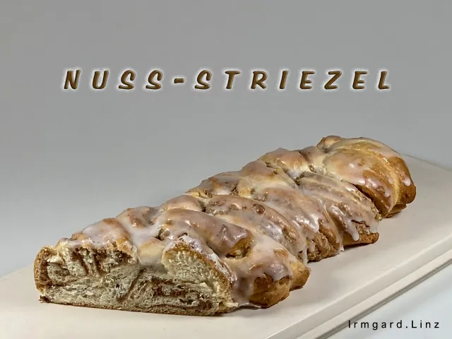 Nussstriezel