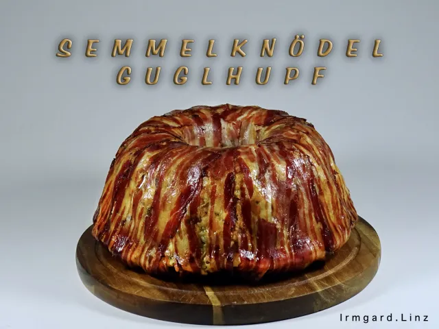 Semmelknödelguglhupf