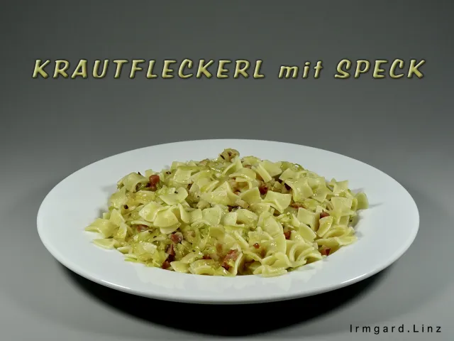 Krautfleckerl mit Speck