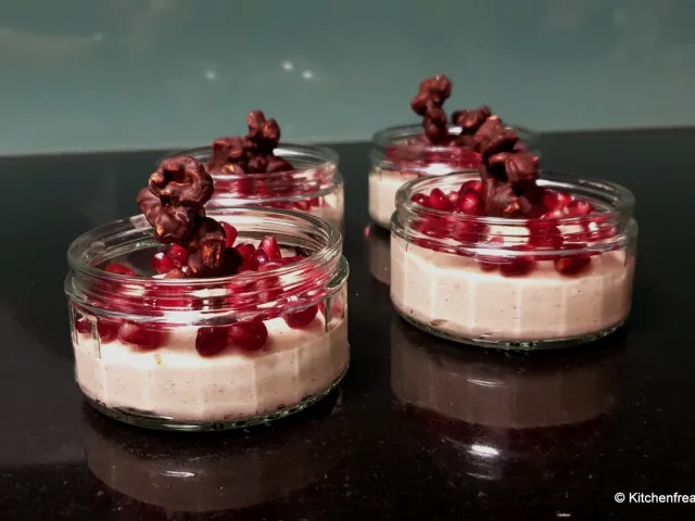 Gewürz Mousse mit Schoko Popcorn